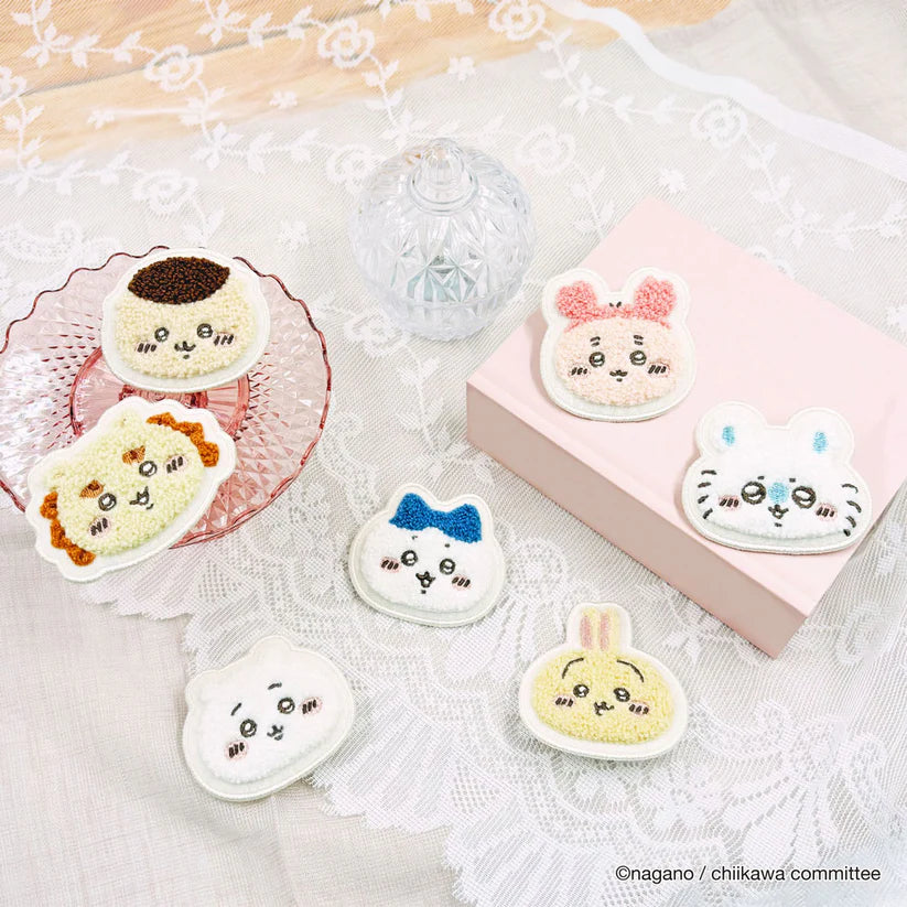 (Goods - Badge) Chiikawa Sagara Badge Furuhonya - Image 2