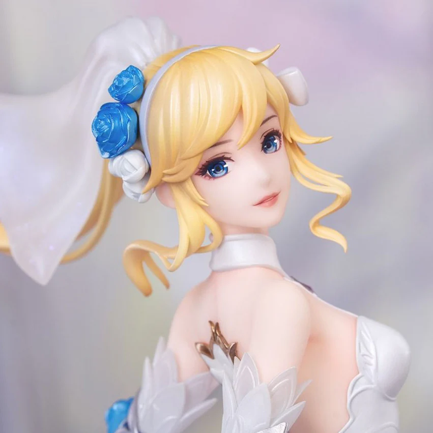 (1/8 Scale Figure) League of Legends Gift+ Crystal Rose Lux